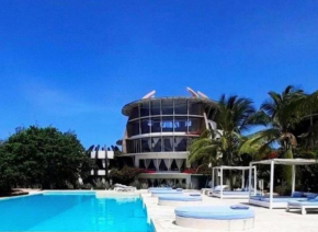 4 Bedroom Marine Park Beachfront Apartments